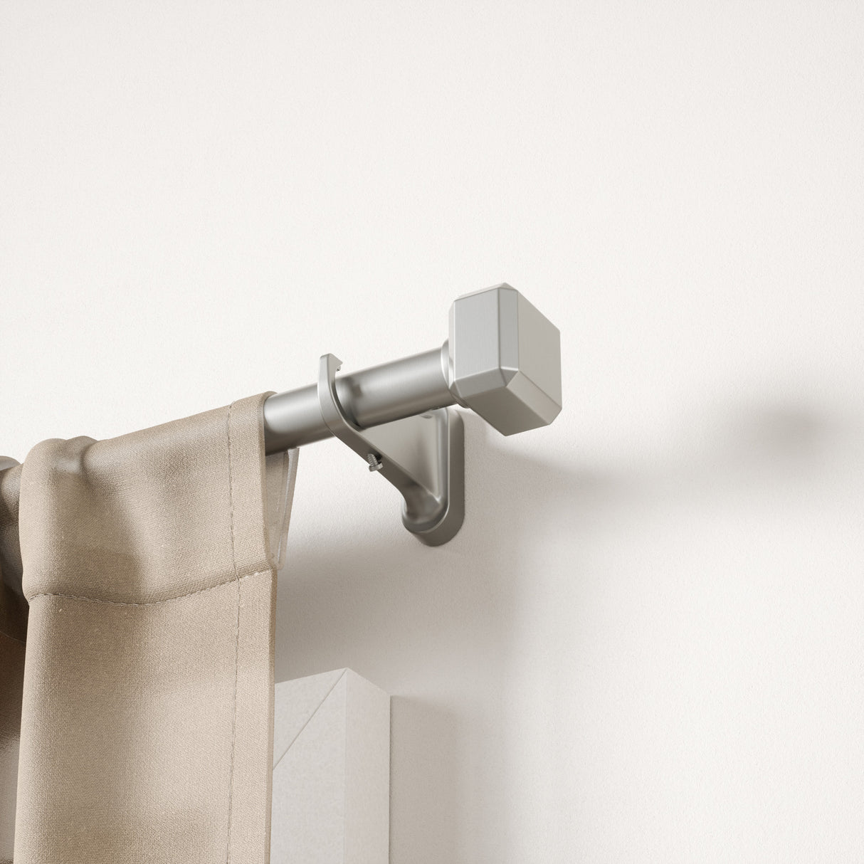 | color: Nickel-Steel | size: 42-120" (107-305 cm) | diameter: 1" (2.5cm)