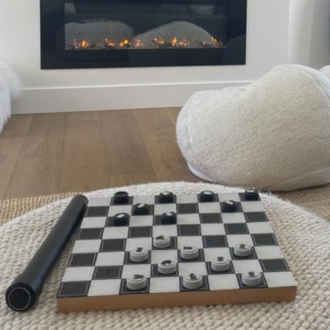 Umbra Loves: Rolz Chess/Checkers Set